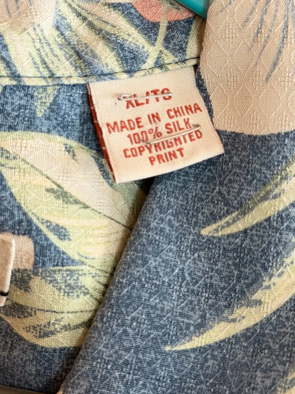 Tommy Bahama 100% Silk Hawaiian Shirt — XL